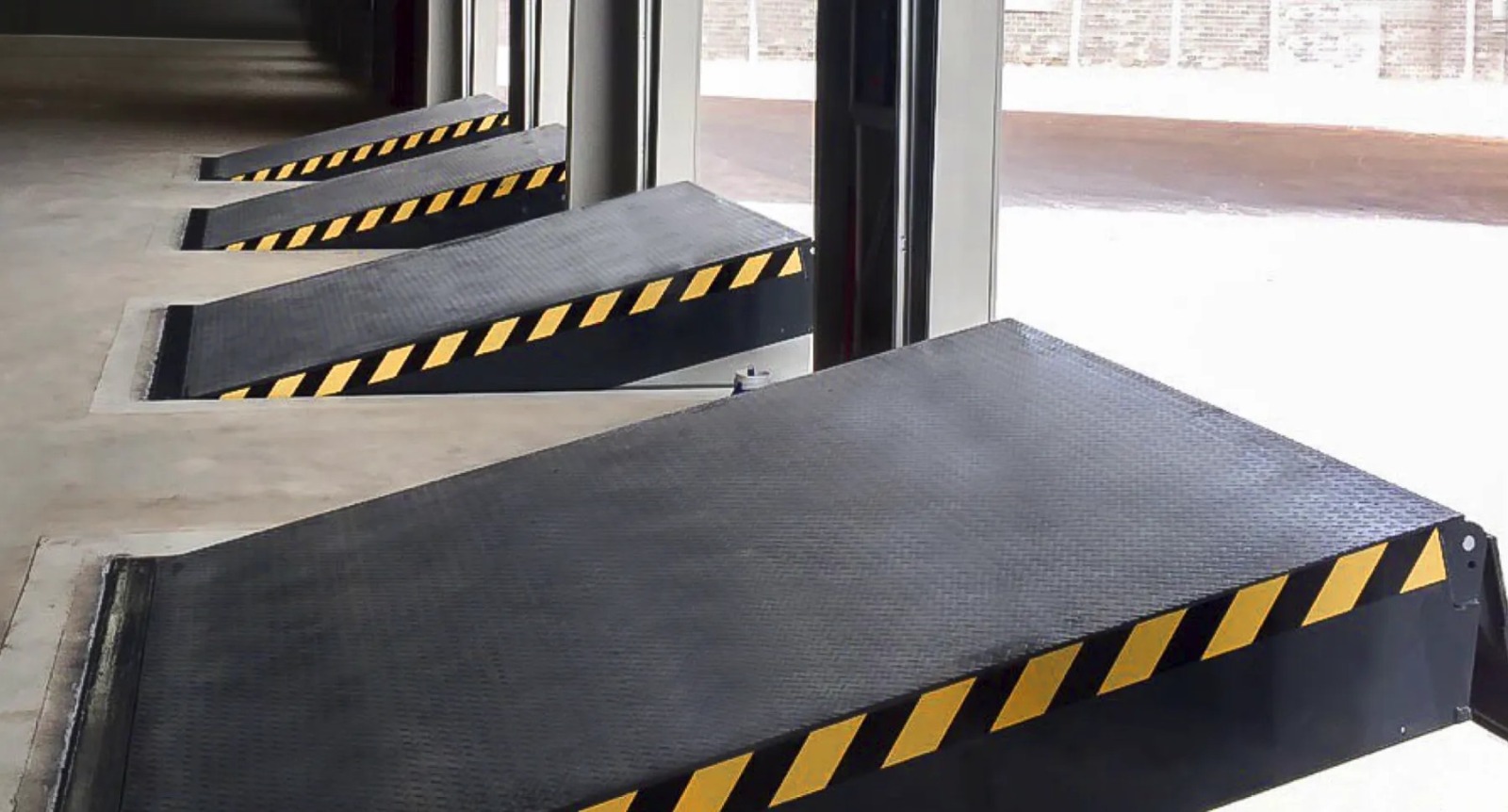 Dock Levelers